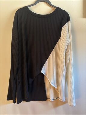 Color-blocked Ribbed Top